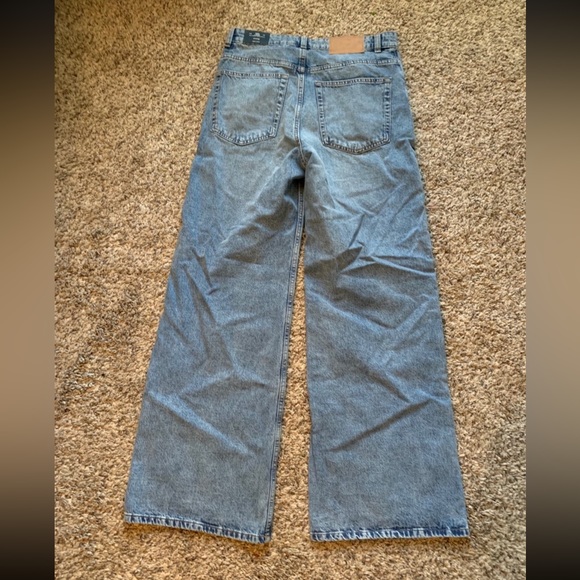 NEW H&M high rise baggy jean! - Picture 5 of 11